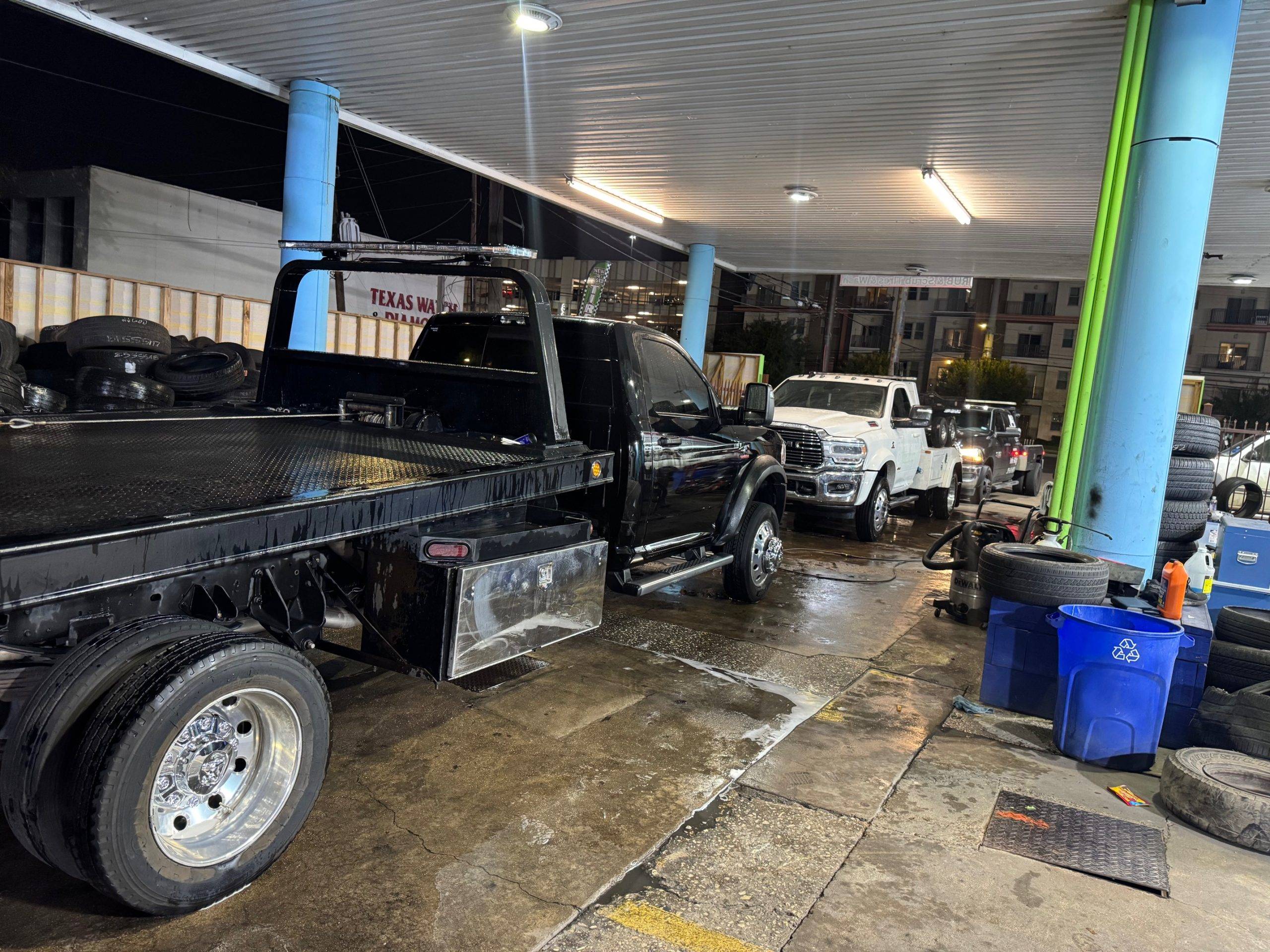 Rub’n Scrub Tire And Wash (6)